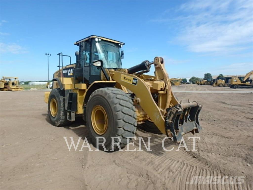 CAT 966M Wielladers