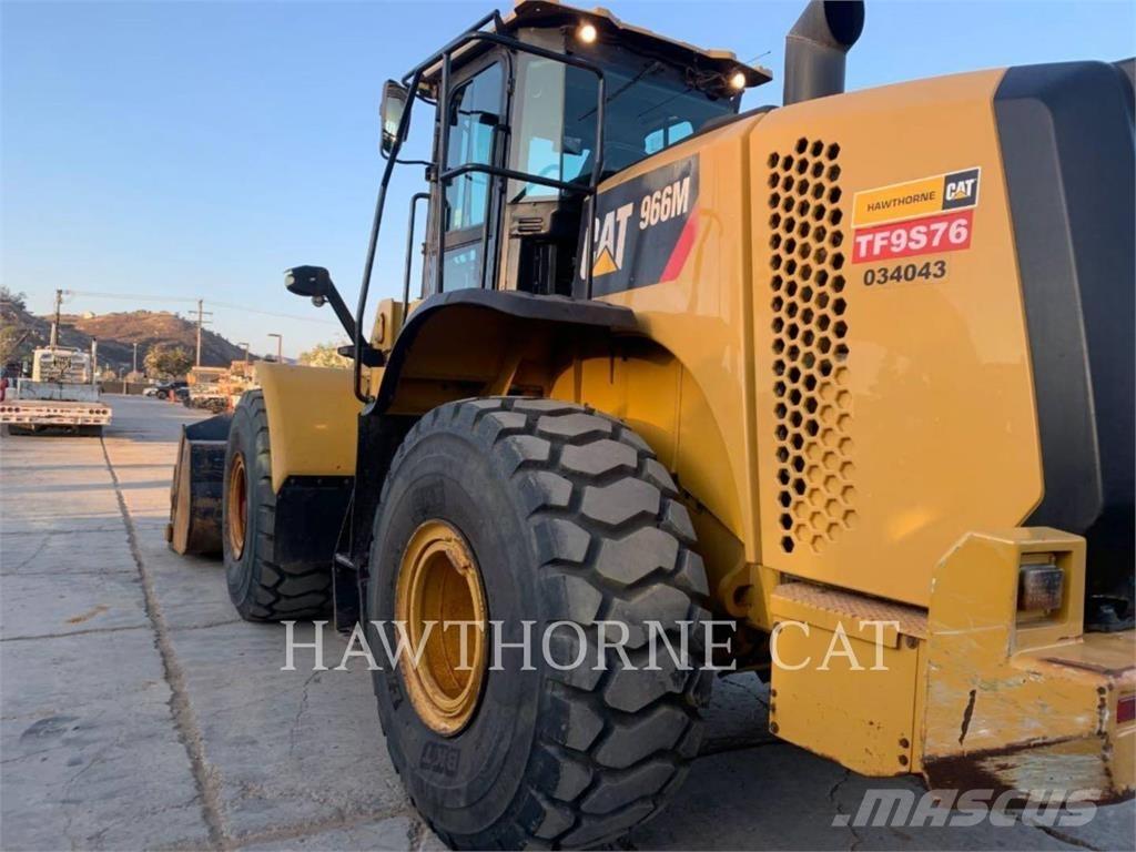 CAT 966M Wielladers