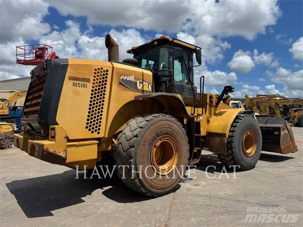 CAT 966M Wielladers