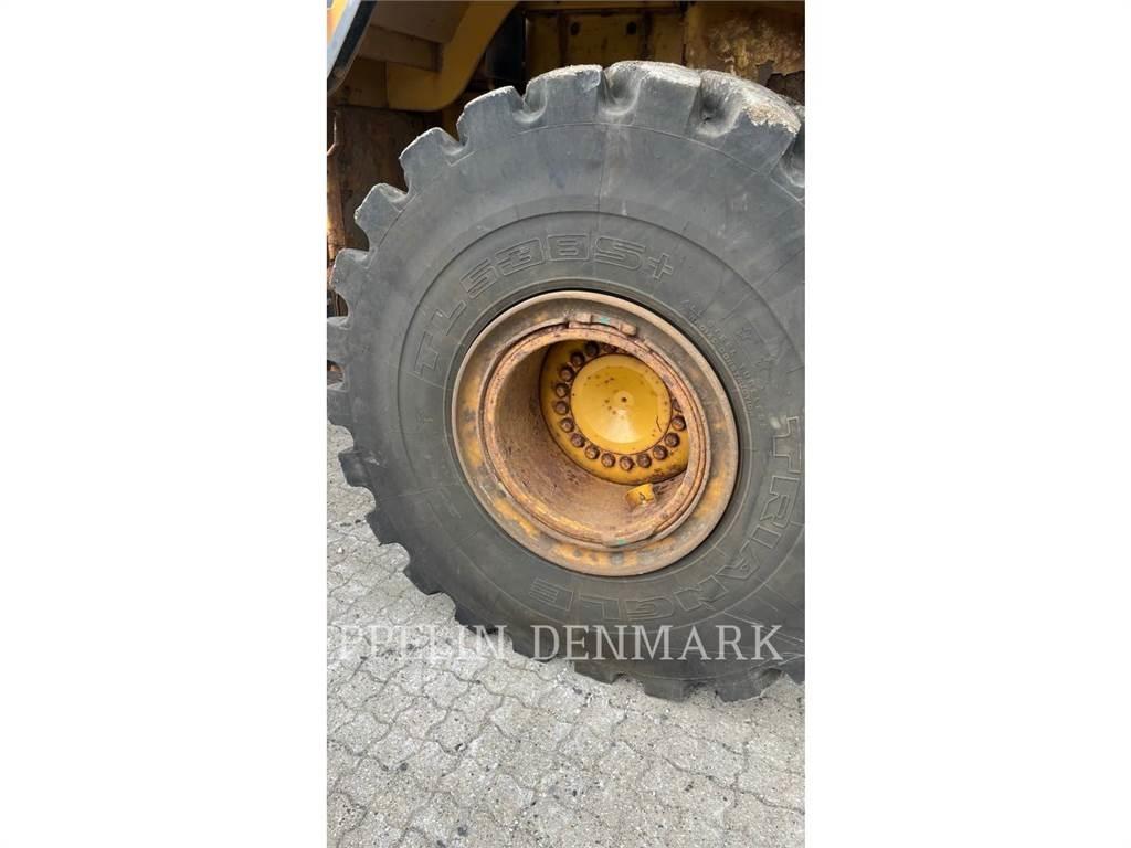 CAT 972K Wielladers