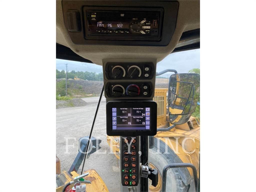 CAT 972M Wielladers