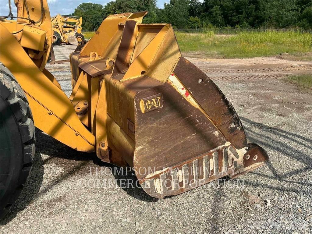 CAT 972M Wielladers