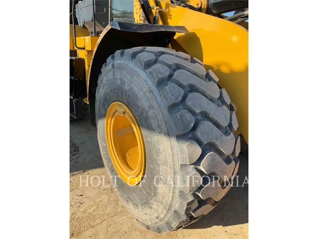 CAT 972M Wielladers