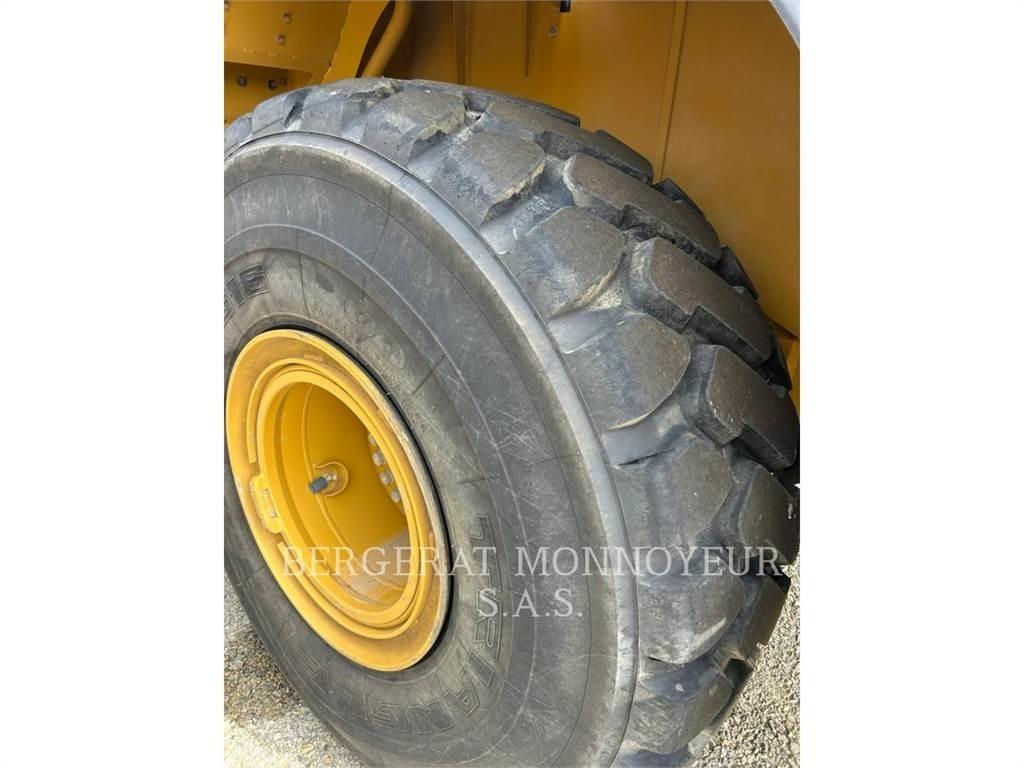 CAT 972M XE Wielladers