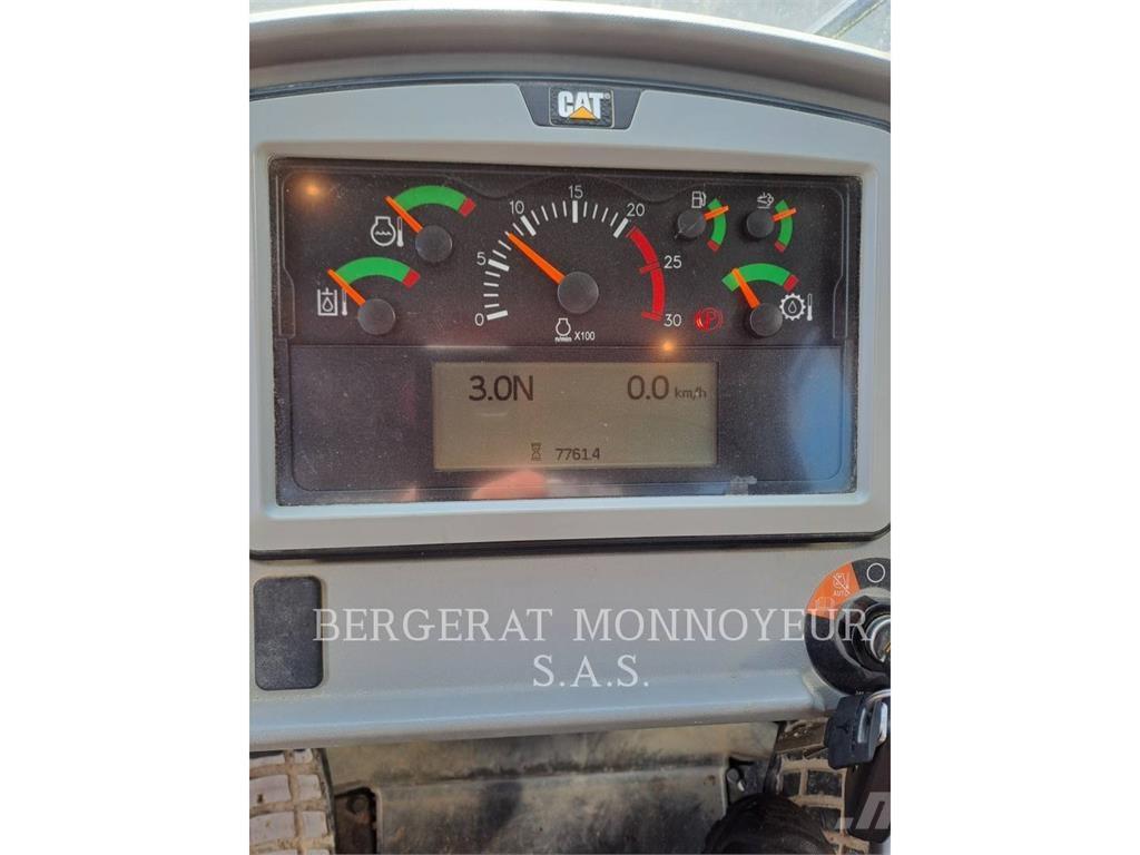 CAT 972M XE Wielladers