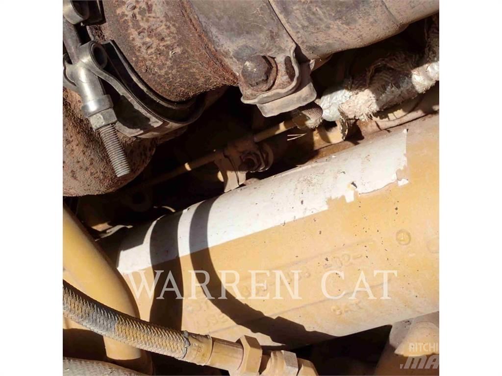 CAT 982M Wielladers