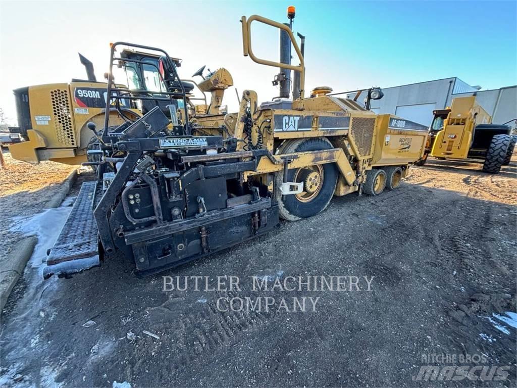 CAT AP-1000B Asfaltafwerkmachines