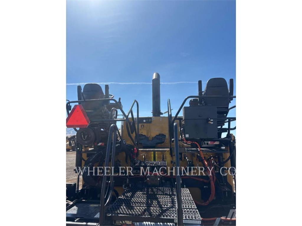 CAT AP1055 Asfaltafwerkmachines
