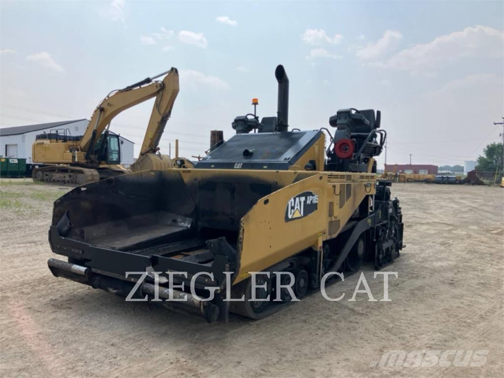 CAT AP1055F Asfaltafwerkmachines