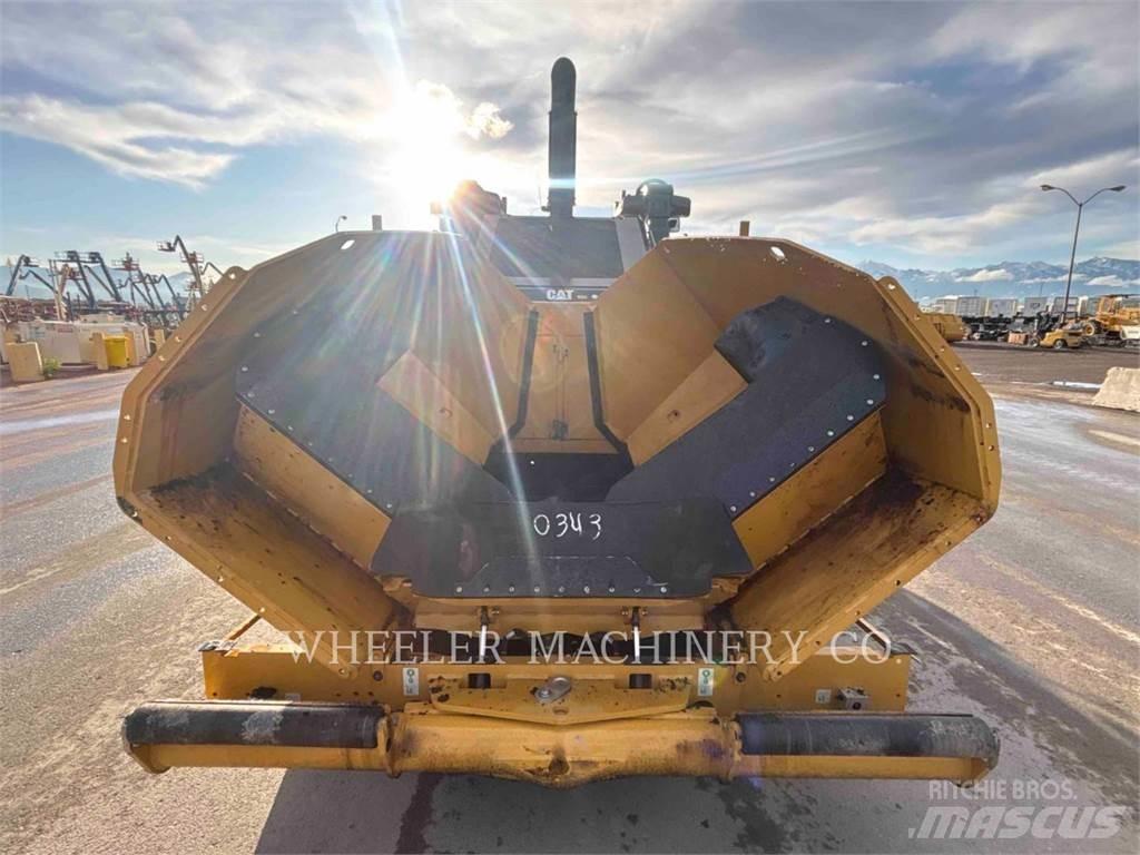 CAT AP655 Asfaltafwerkmachines