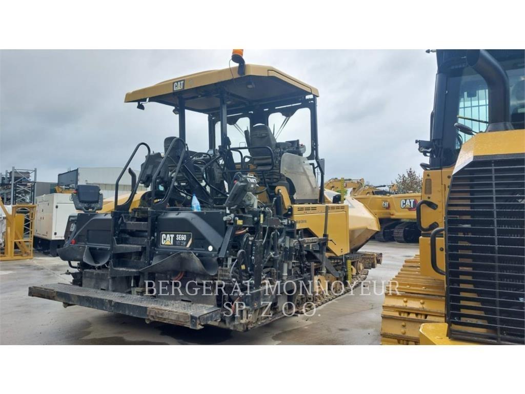CAT AP655F Asfaltafwerkmachines