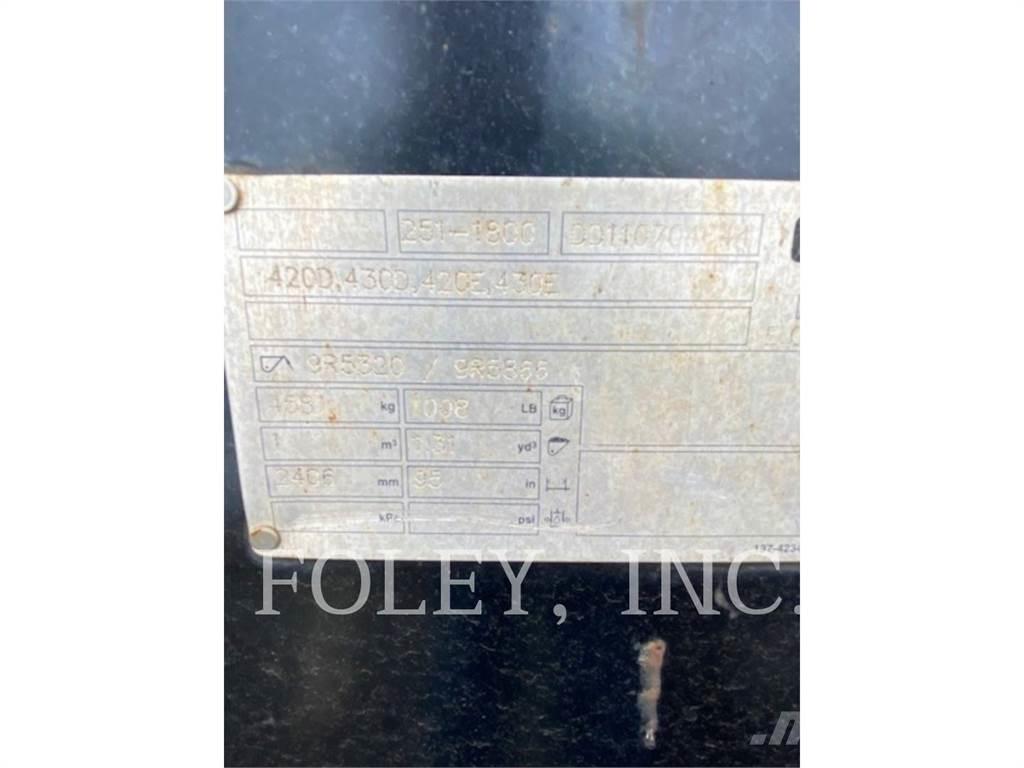 CAT BACKHOE GP BUCKET Bakken