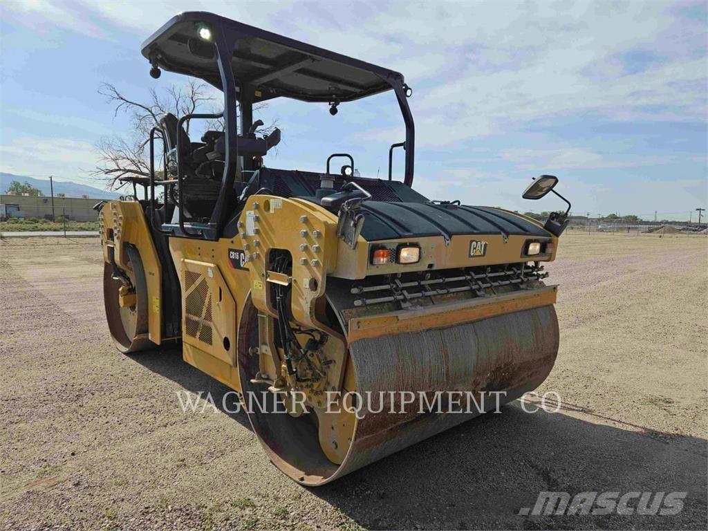 CAT CB16 Asfaltafwerkmachines