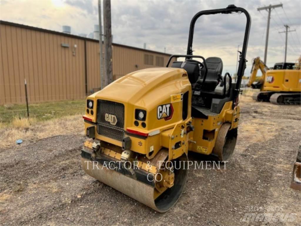 CAT CB2.7 Asfaltafwerkmachines