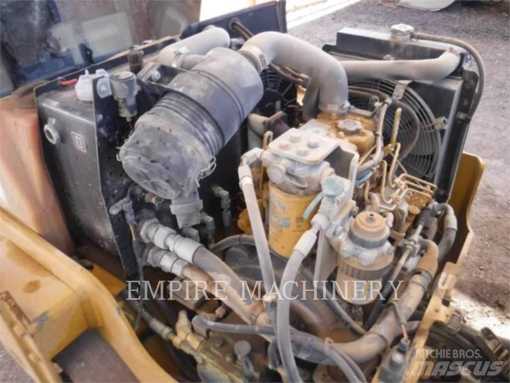 CAT CB24 Duowalsen