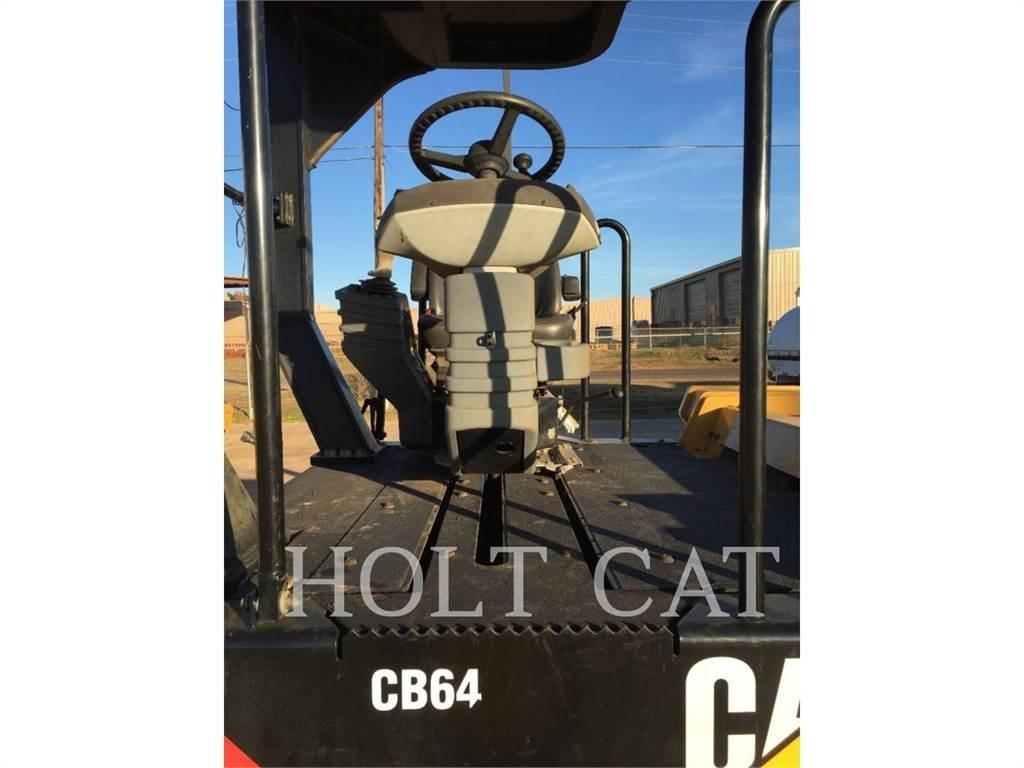CAT CB64 Trilrolwalsen