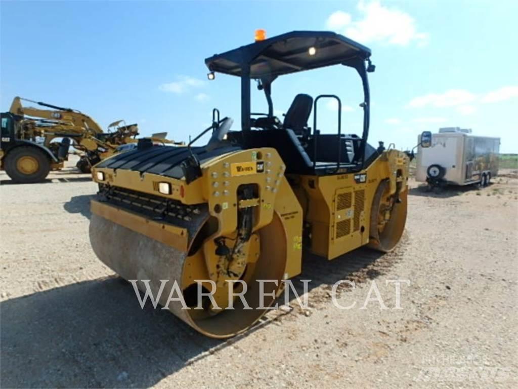 CAT CB66B Asfaltafwerkmachines