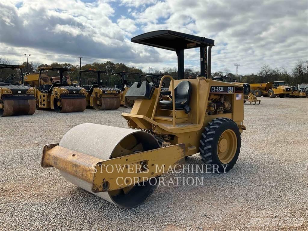 CAT CS323C Grondverdichtingsmachines