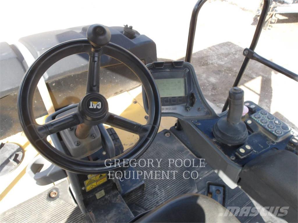 CAT CW16 Bandenwalsen