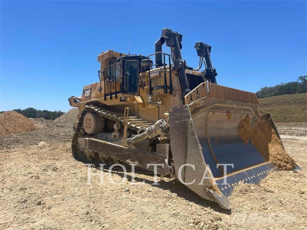 CAT D10T2 Rupsdozers