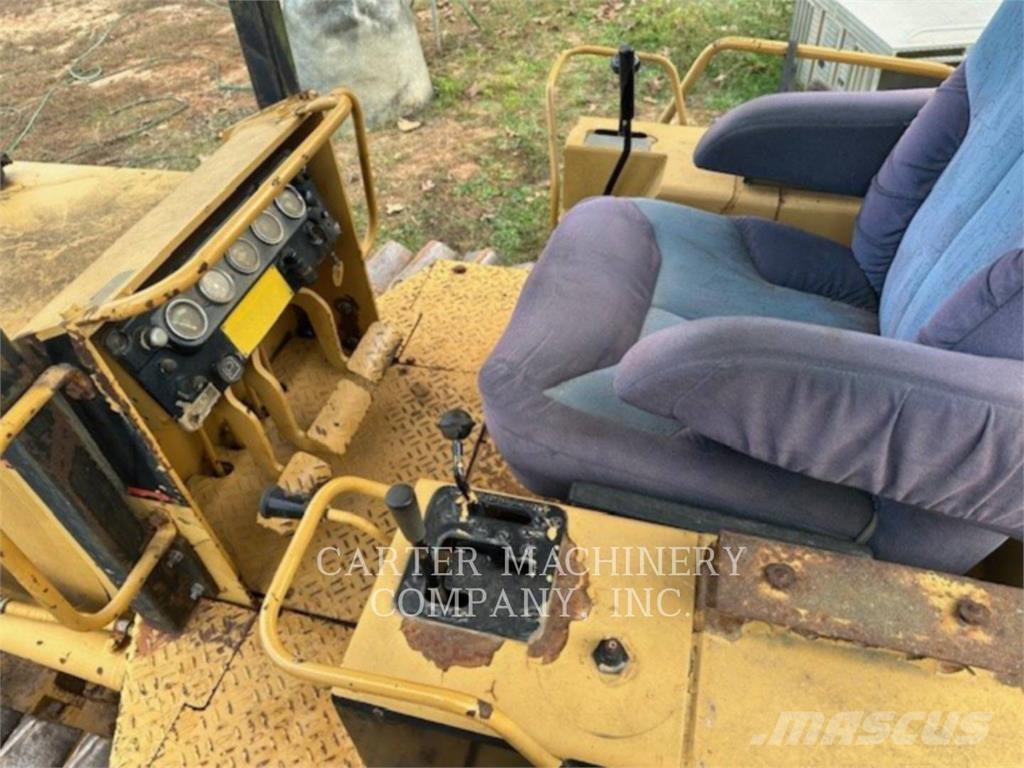 CAT D3BLGP Rupsdozers