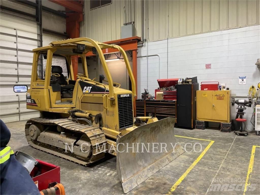 CAT D3G XLCN Rupsdozers