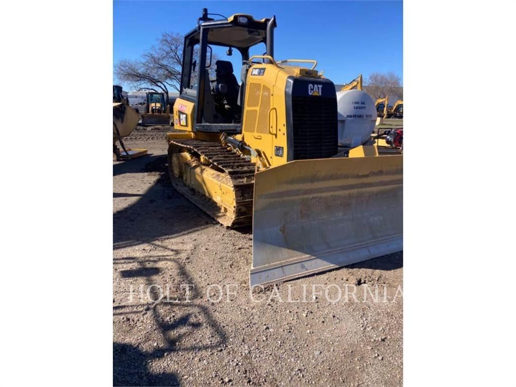 CAT D4K2 Rupsdozers