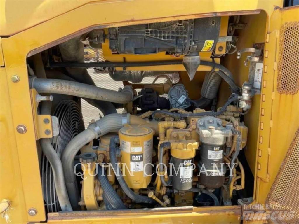 CAT D4K2 XL Rupsdozers