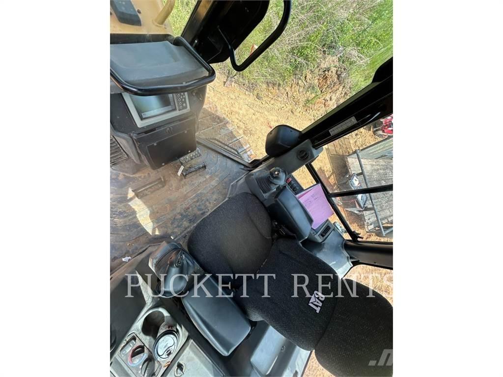 CAT D4K2LGP Rupsdozers