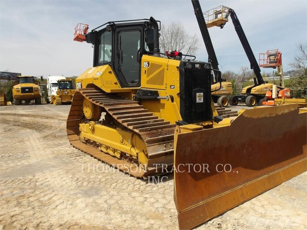 CAT D5 Rupsdozers