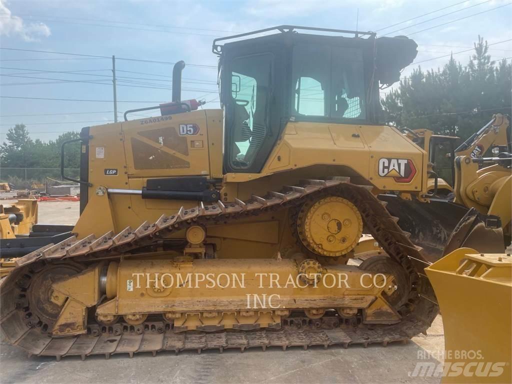 CAT D5 Rupsdozers