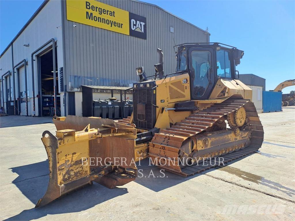 CAT D5 Rupsdozers