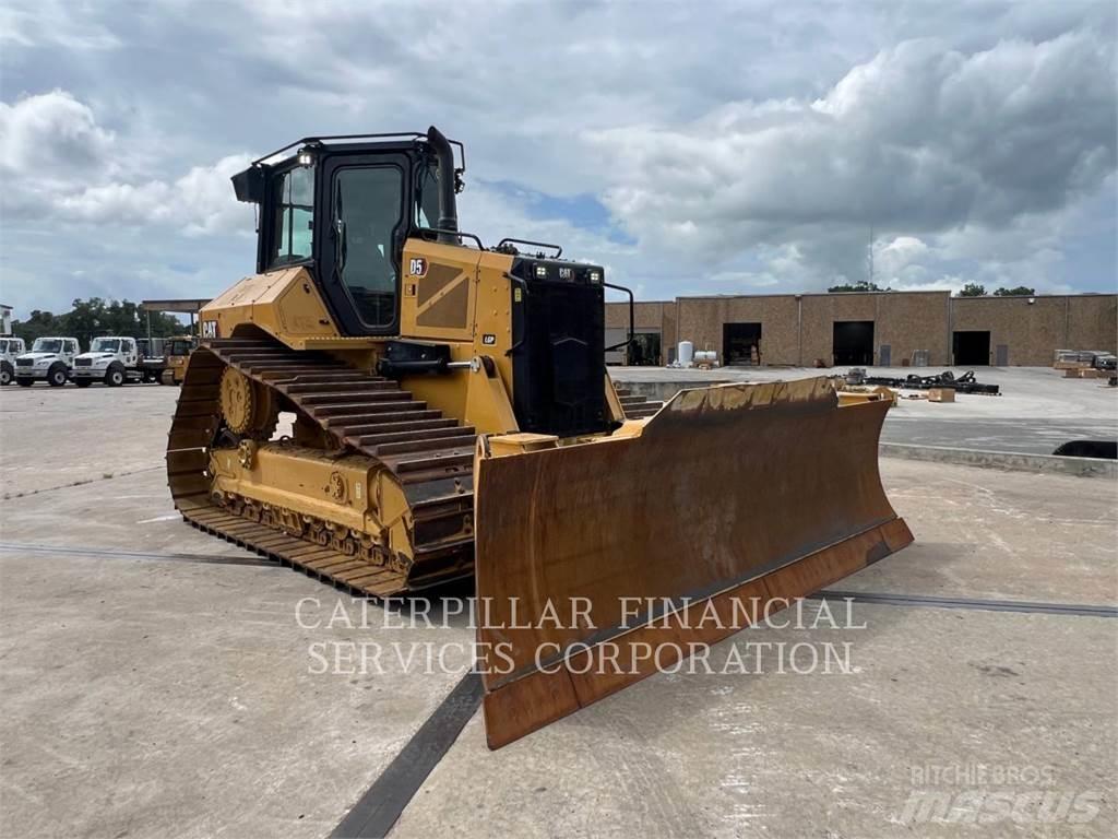 CAT D5-17VP Rupsdozers