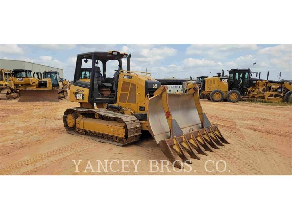 CAT D5K2 XL Rupsdozers