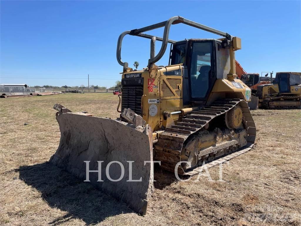 CAT D6N Rupsdozers