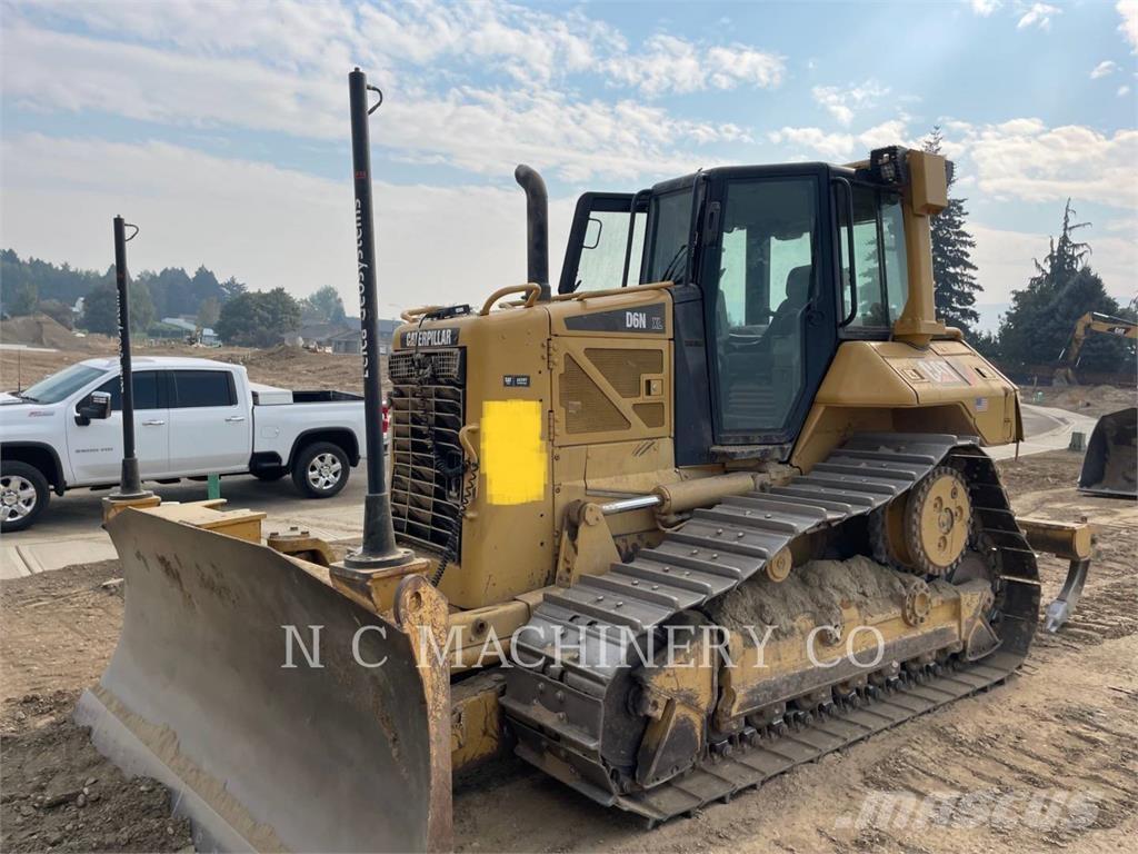 CAT D6N Rupsdozers