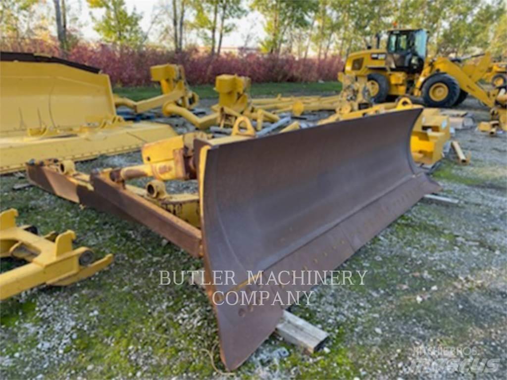 CAT D7 A BLADE Bladen