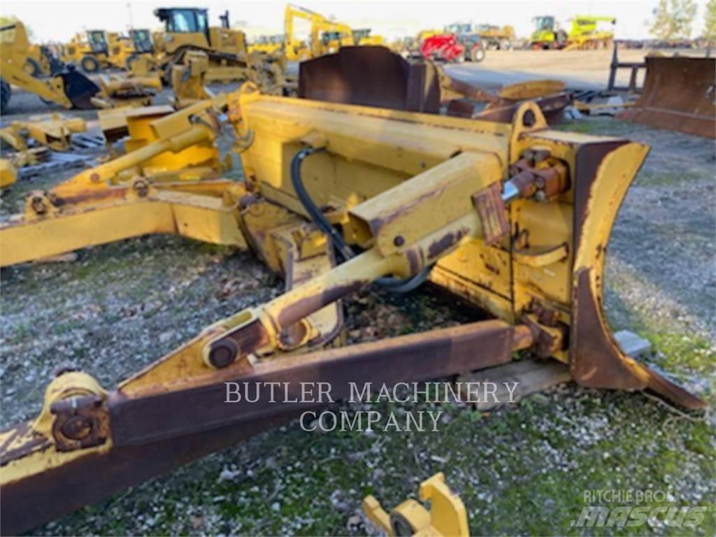 CAT D7 A BLADE Bladen