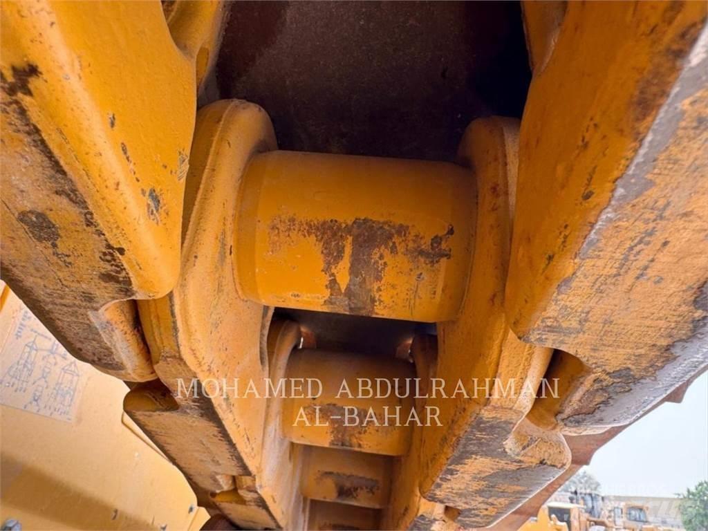 CAT D8-19 Rupsdozers