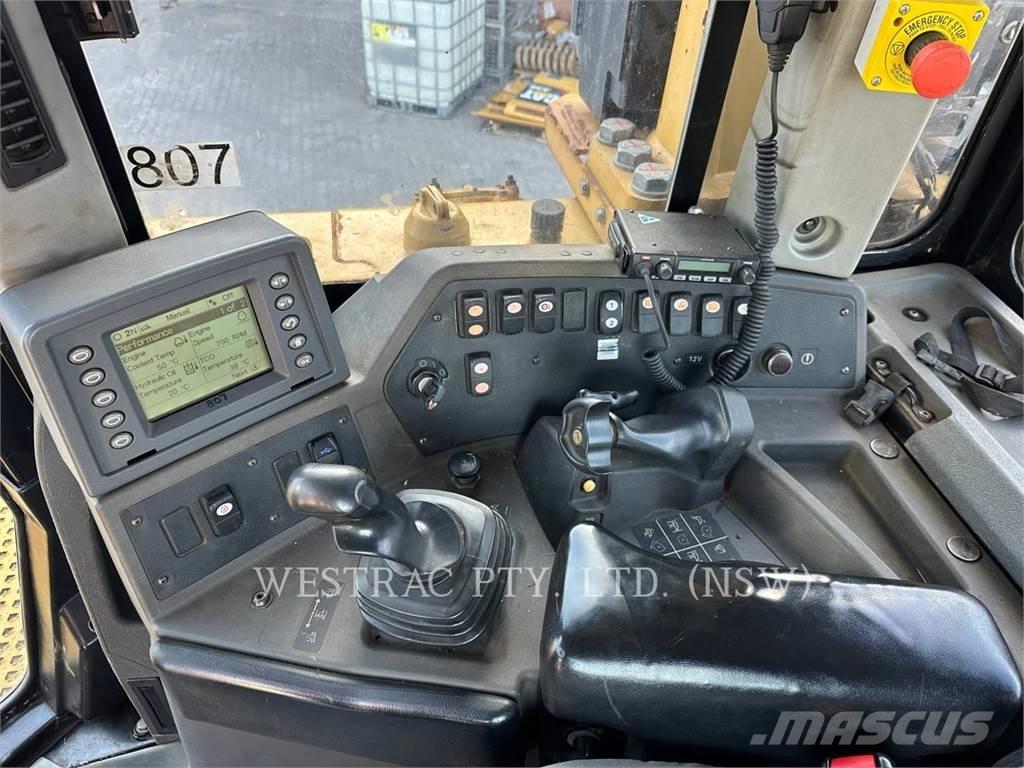 CAT D8T Rupsdozers