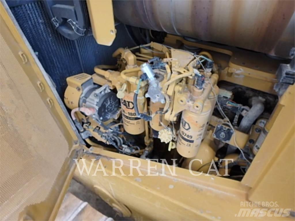 CAT D8T 4XLARO Rupsdozers