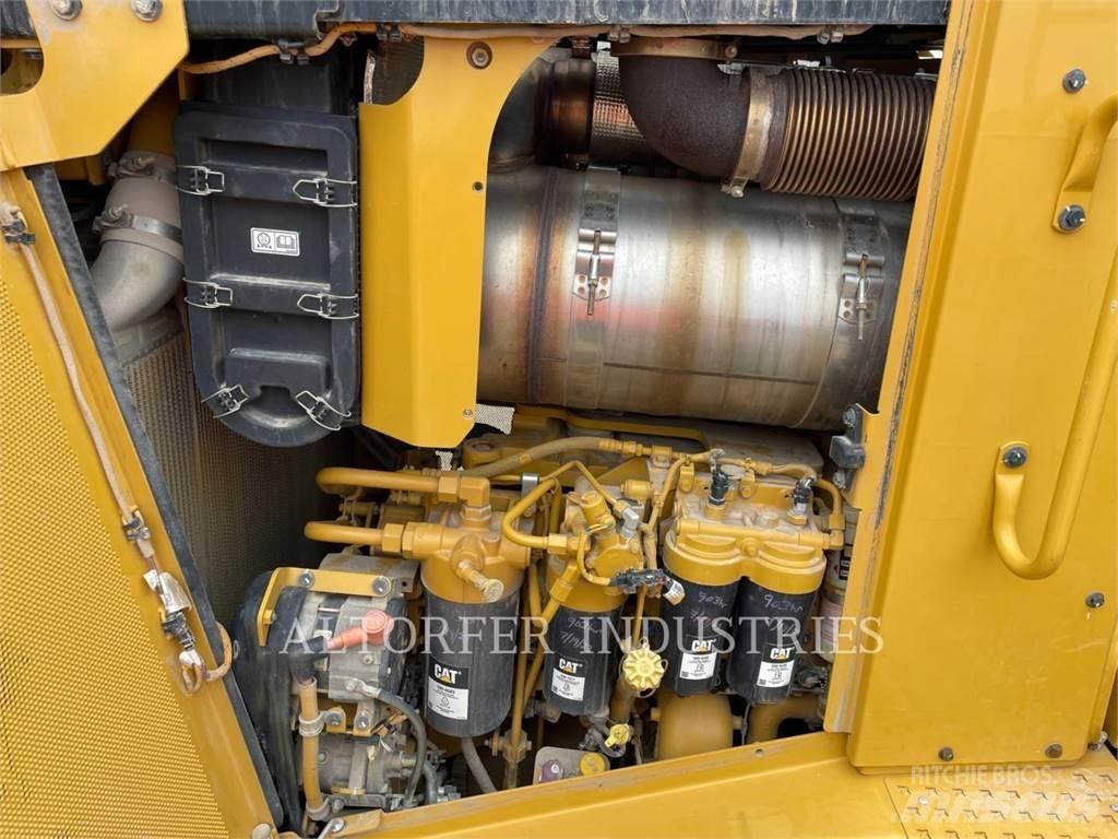 CAT D8T W Rupsdozers
