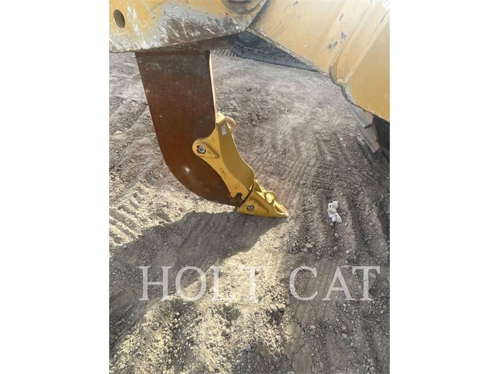 CAT D9 Rupsdozers