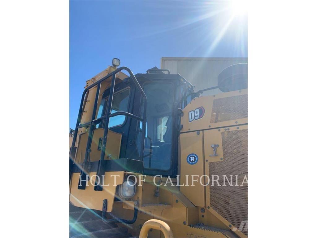 CAT D9 Rupsdozers