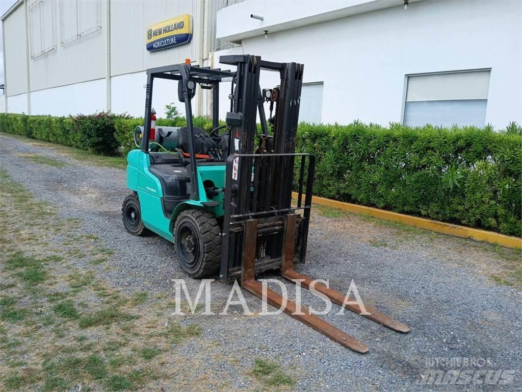 CAT FG30N5-GLE Heftrucks overige