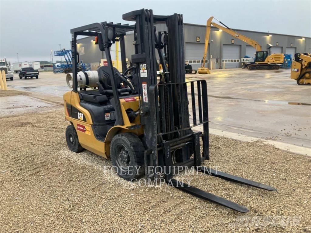 CAT GP25N Sloopgraafmachines