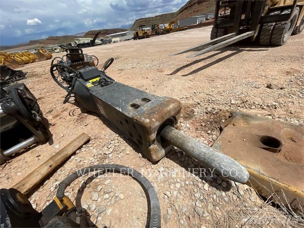 CAT HM 320 130 Hamers en brekers