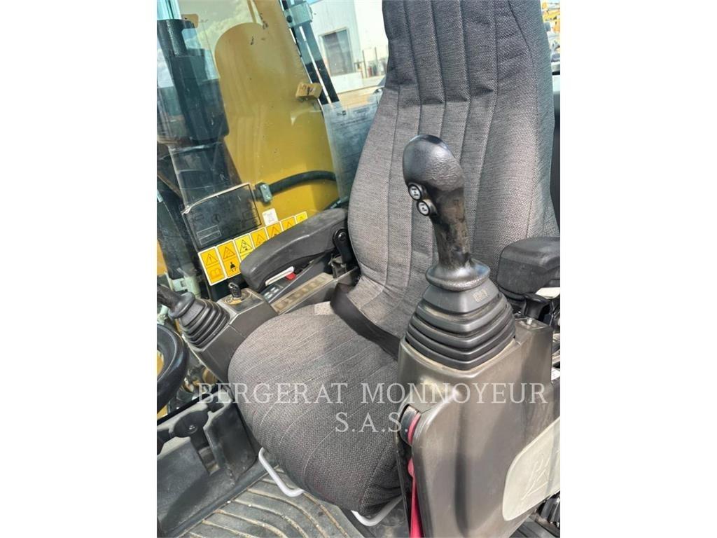 CAT M318F IVC Wielgraafmachines
