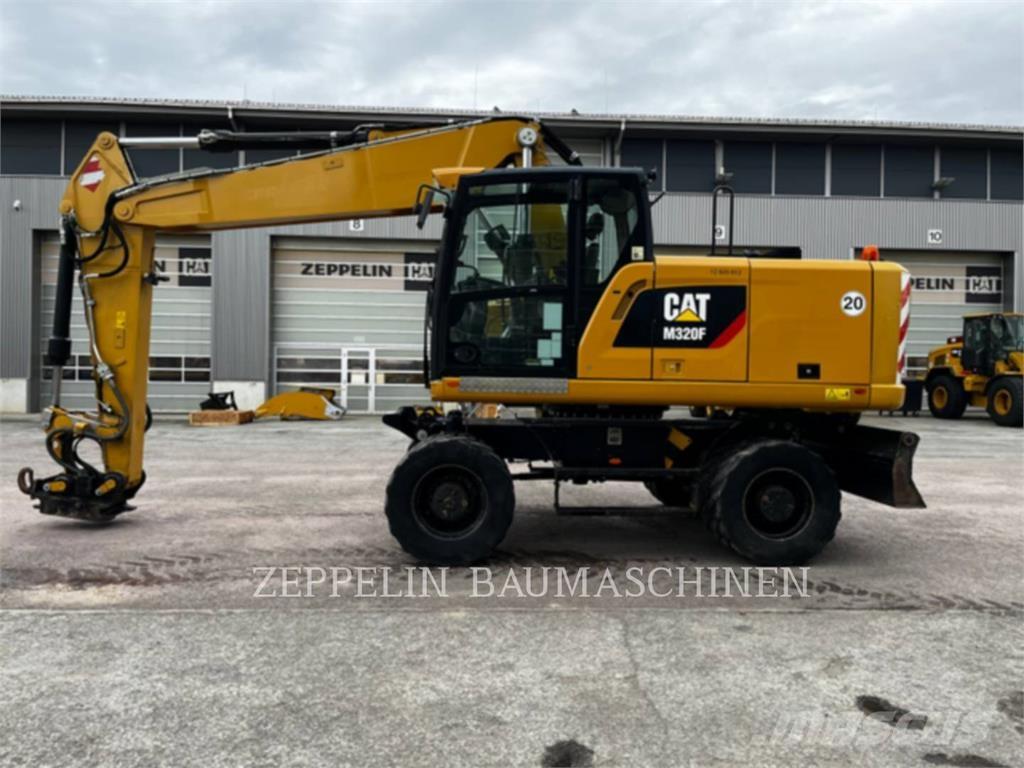 CAT M320F Wielgraafmachines