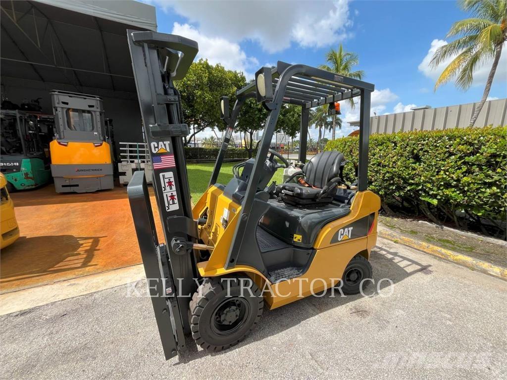 CAT MCFGP18N5 LPG heftrucks